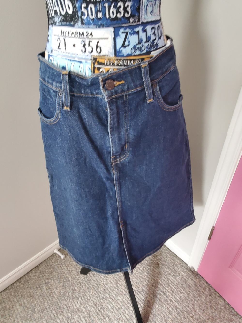 Levi's Denim Midi Skirt